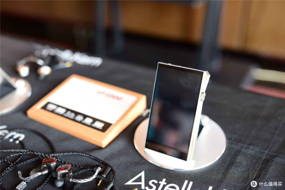 耳机发烧篇八十四光芒掩盖索尼6万元艾利和真旗舰播放器sp2000开售了