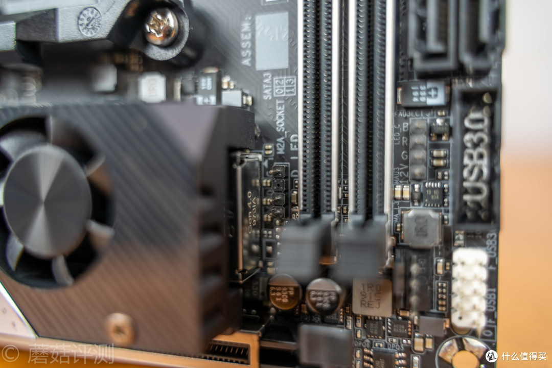 稳坐X570 ITX主板的头把交椅——技嘉X570 I AORUS Pro Wifi主板 拆解赏析