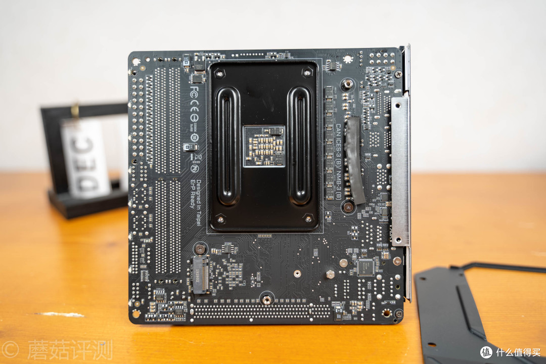 稳坐X570 ITX主板的头把交椅——技嘉X570 I AORUS Pro Wifi主板 拆解赏析