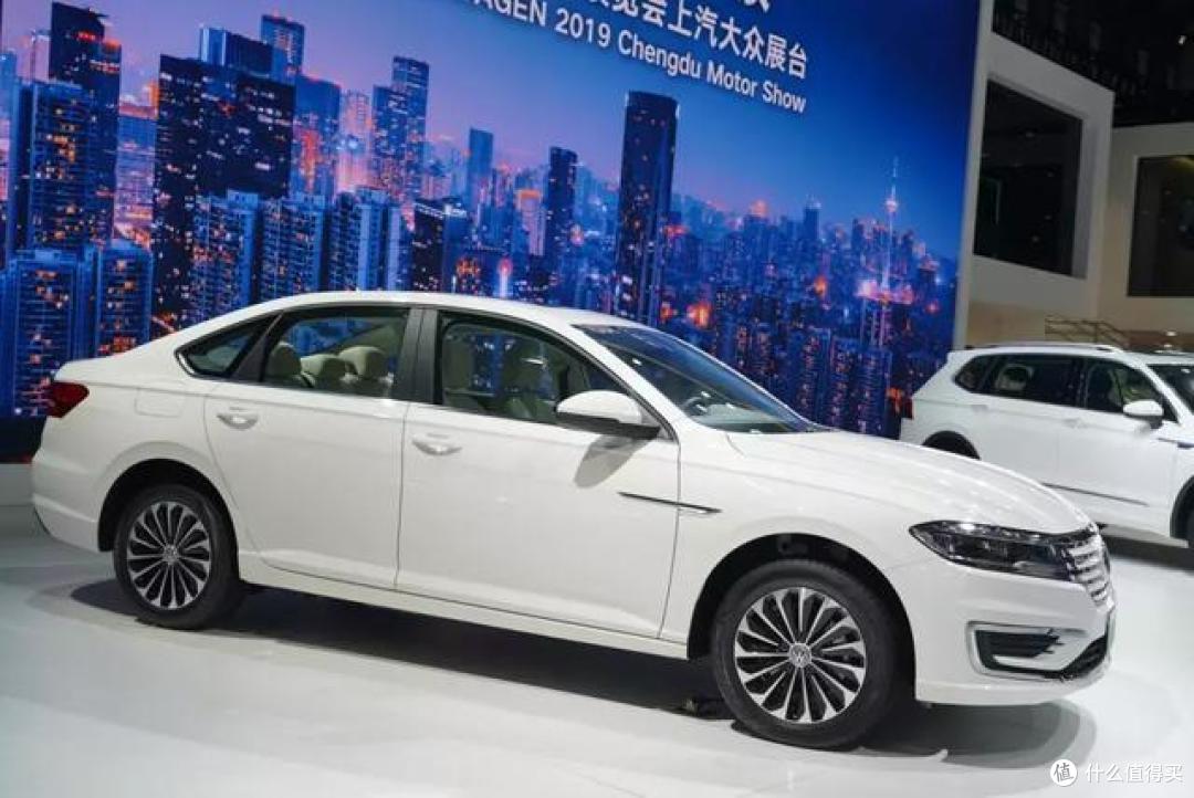 朗逸纯电/启辰D60EV/比亚迪秦EV遭遇在14万元,谁是赢家?