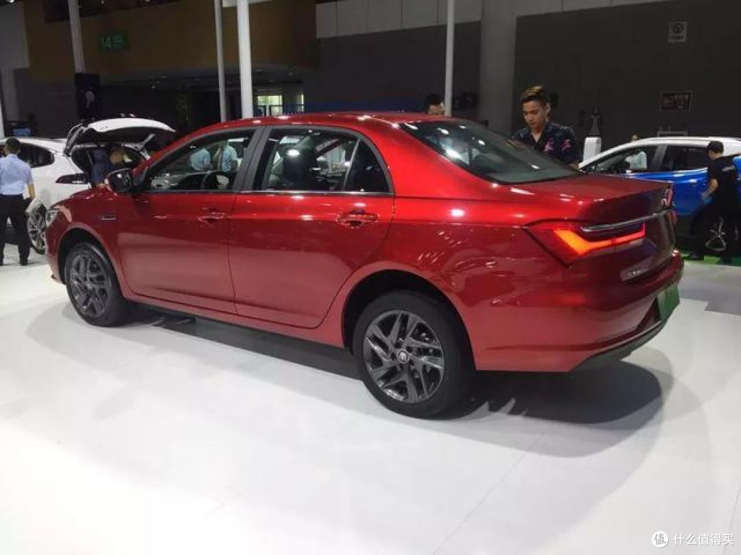 朗逸纯电/启辰D60EV/比亚迪秦EV遭遇在14万元,谁是赢家?