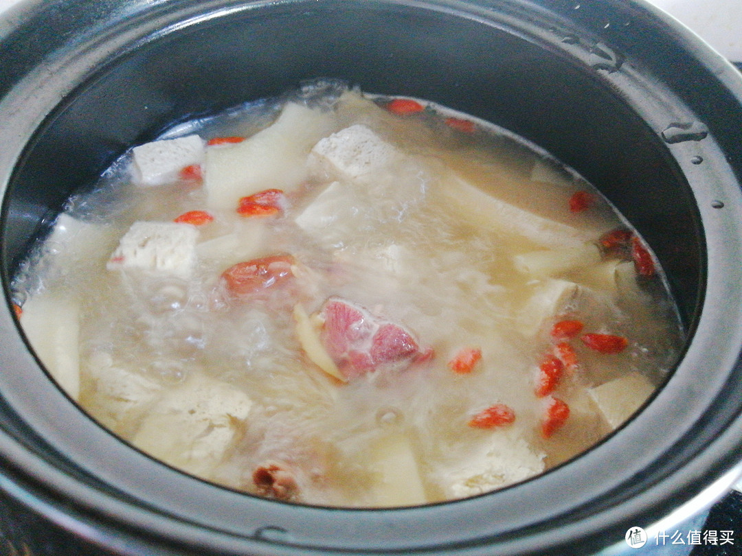 白露身不露,饮食宜润养,这碗汤鲜得掉眉毛,女儿:藏着春天味道