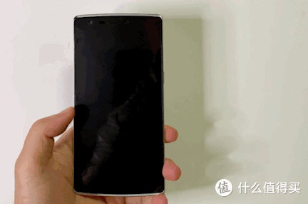 在全屏时代回看「悬浮屏」,搅局者OnePlus One