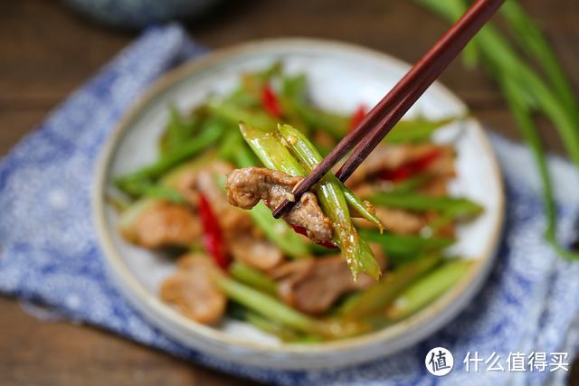 这菜每周吃两次都不嫌多,既是菜也是药,脆嫩爽口适宜任何人群!
