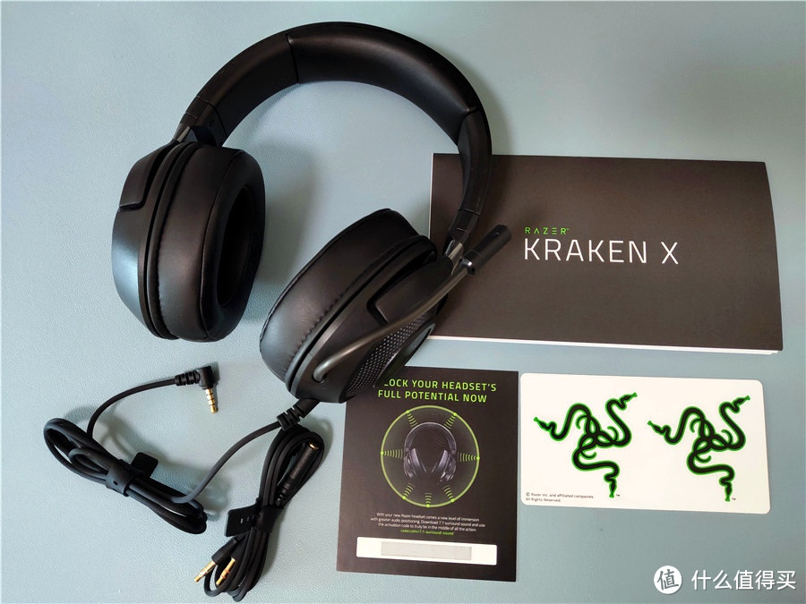 真的这么轻——雷蛇北海巨妖标准版X游戏耳机