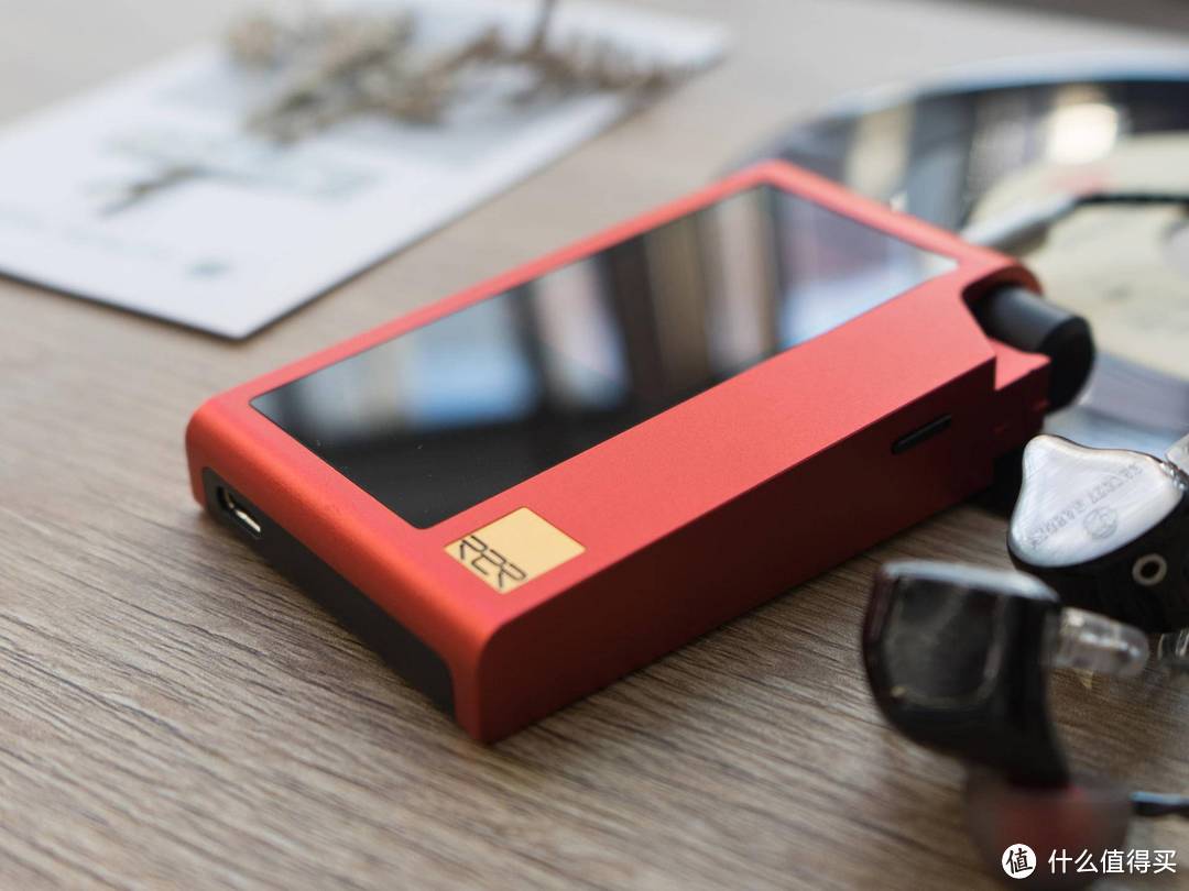 好看又好听的HiFi音乐播放器:HIFIMAN R2R2000红衣太子评测
