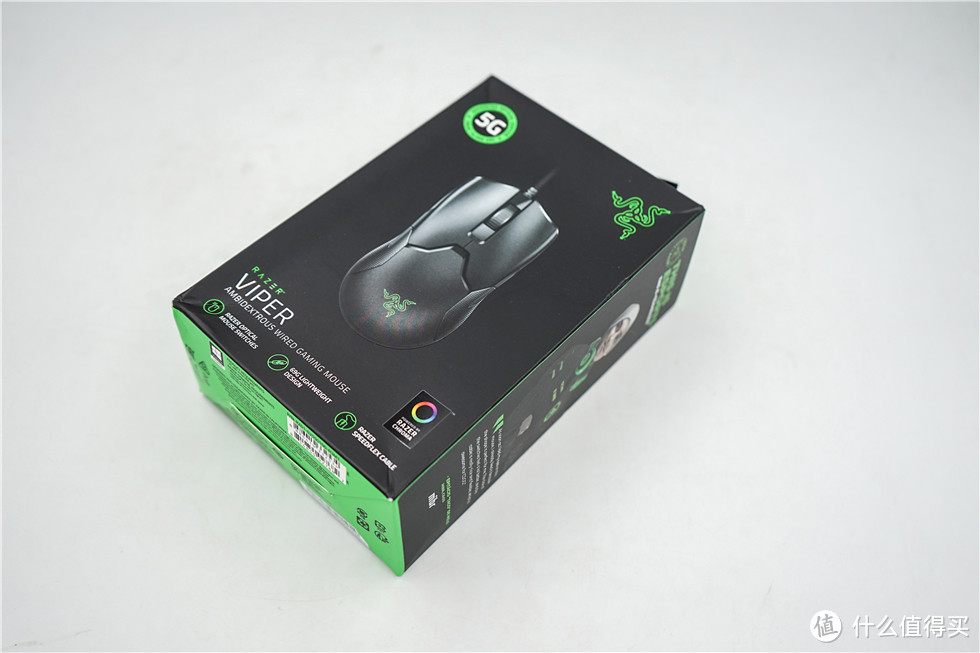 雷蛇Razer新品毒蝰上手体验——69蛇不止闷骚,还有轻盈灵敏