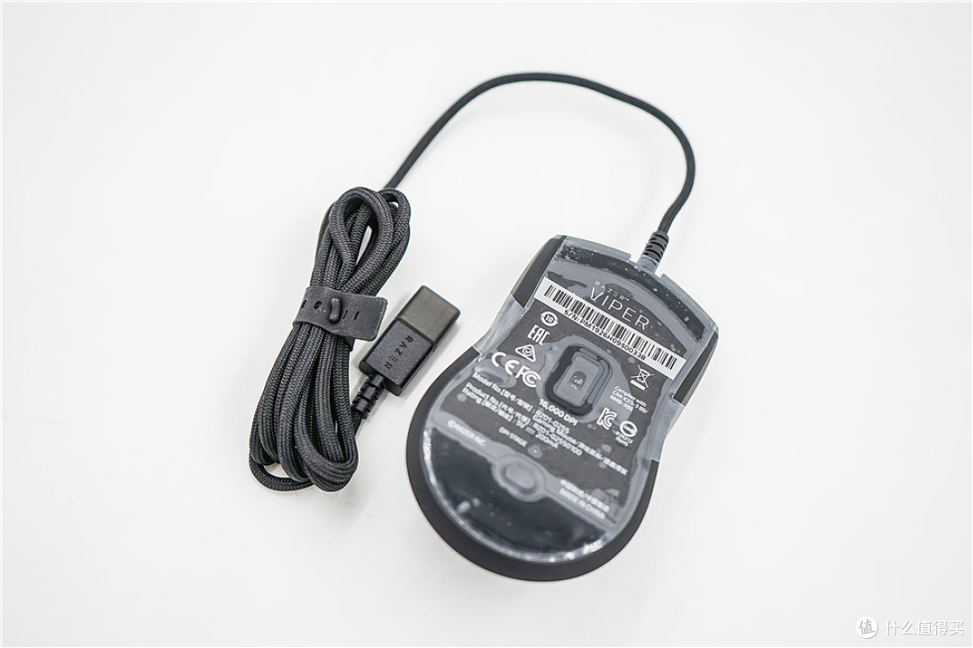 雷蛇Razer新品毒蝰上手体验——69蛇不止闷骚,还有轻盈灵敏