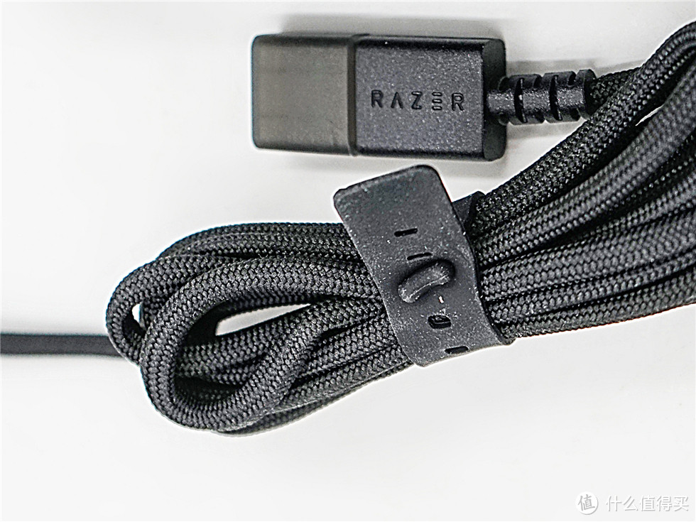 雷蛇Razer新品毒蝰上手体验——69蛇不止闷骚,还有轻盈灵敏