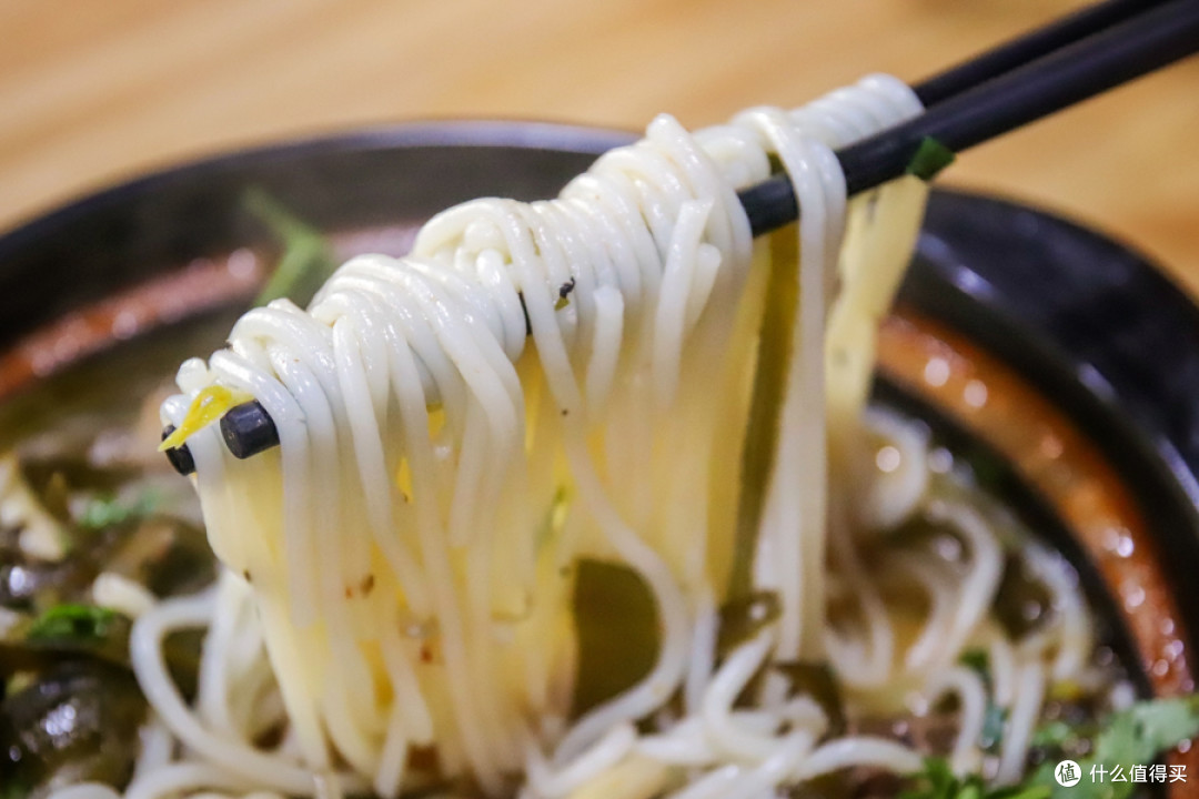 号称“天下第一粉“的酸辣粉，在魔都有正宗的吗？