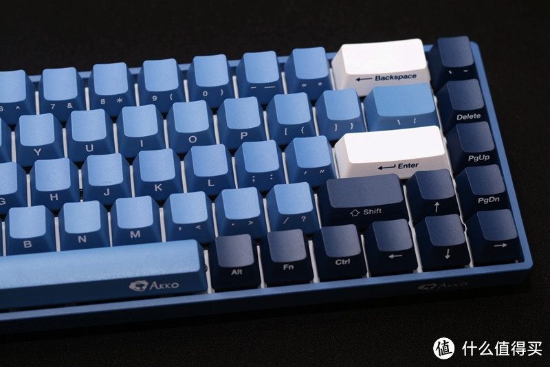 这配色让我想到了大海，AKKO 3068海洋之星机械键盘开箱