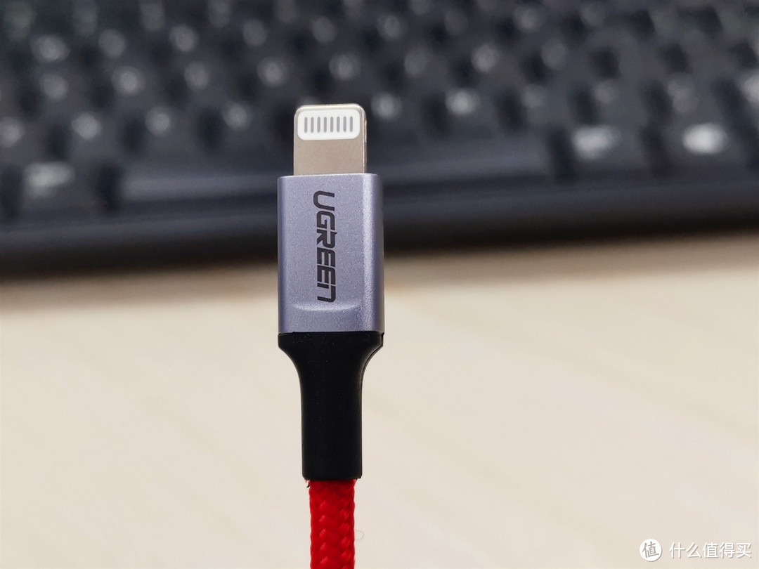 UGREEN 绿联 USB-C to Lightning 铝合金外壳 + 编织数据线 开箱简晒