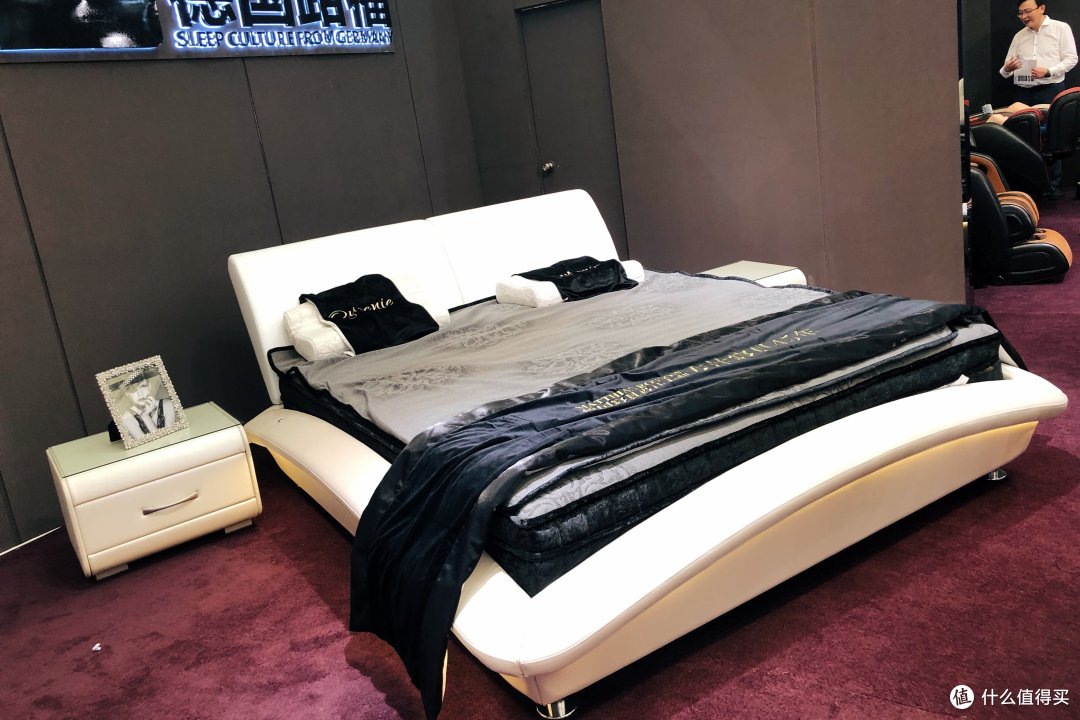 Furniture China 2019：怎么可以把家具设计的这么好看！（大量展会产品图片欣赏）