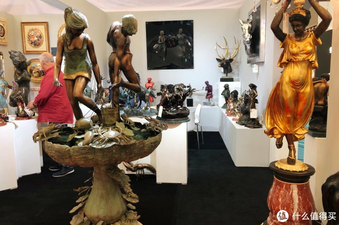 Furniture China 2019:怎么可以把家具设计的这么好看!(大量展会产品图片欣赏)