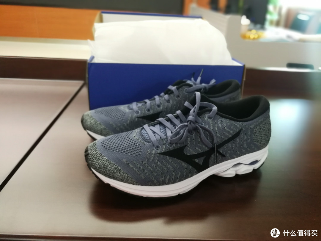 Rider 20的底子可以用三年——Mizuno 美津浓 Waveknit R2 跑鞋开箱