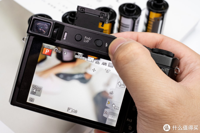 能装进口袋的大变焦相机，用镜头记录生活：松下 Lumix DMC-ZS110
