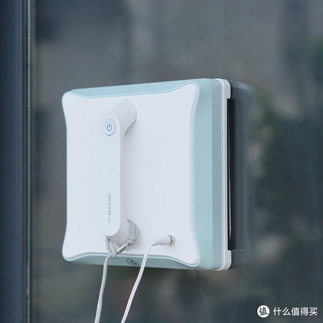 家里有20多扇窗要擦的我太难了！直到我体验了这款擦窗神器…