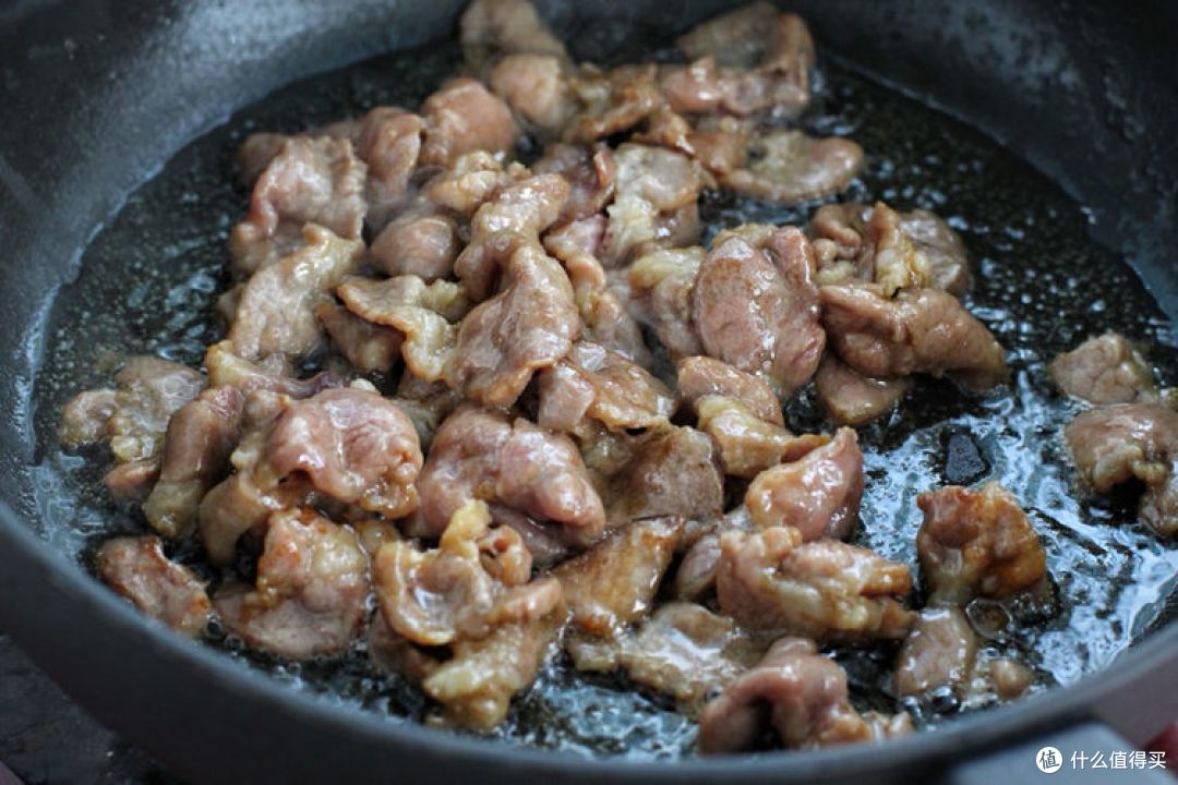 芹菜全身都是宝,翠绿鲜嫩营养高