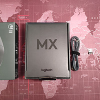 罗技MX Master 3代鼠标外观展示(按键|滚轮|充电口|指示灯)