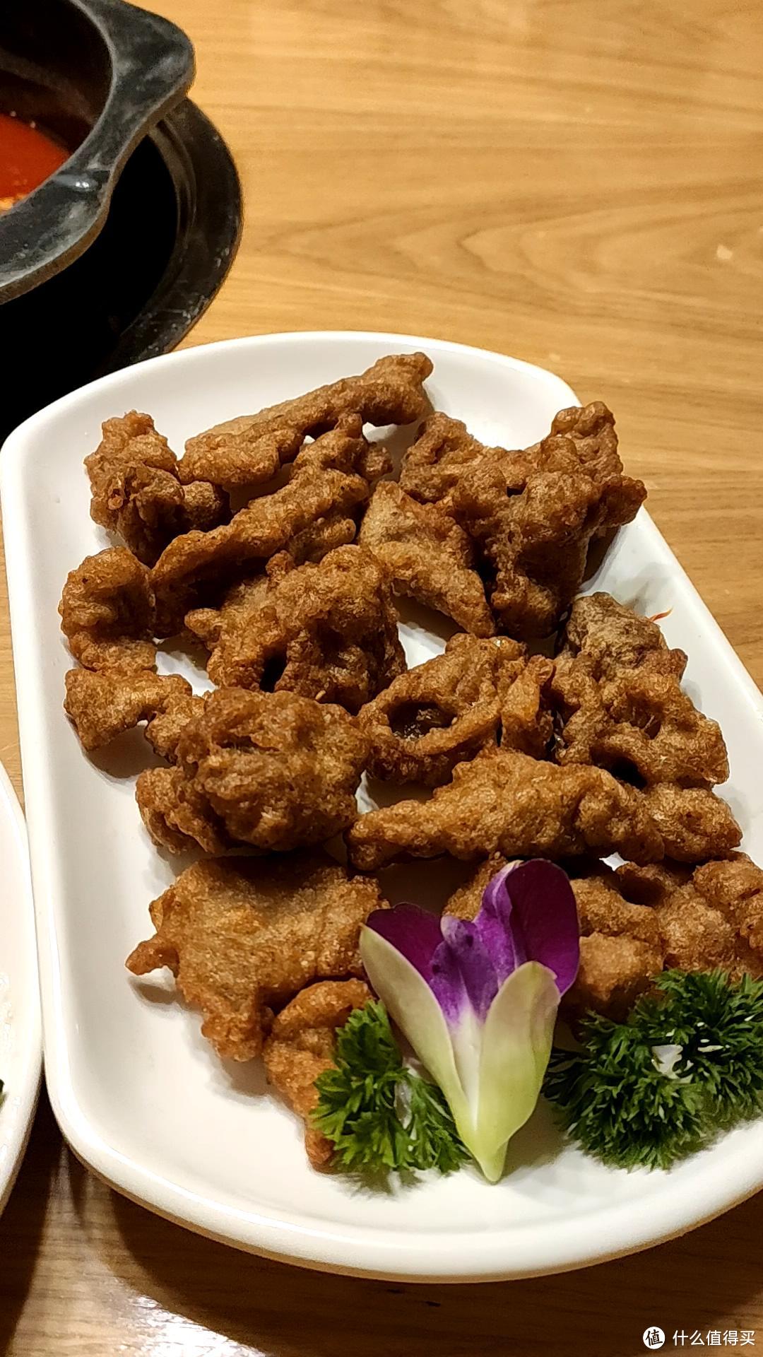 为什么各家川式麻辣火锅菜品品质都差不多？那特色还剩下什么？