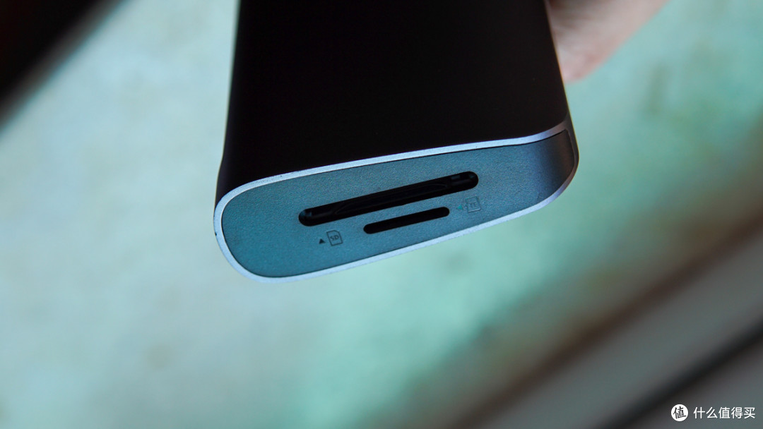 扩展更多可能:绿联USB-C 9合1 多功能转换器 使用报告