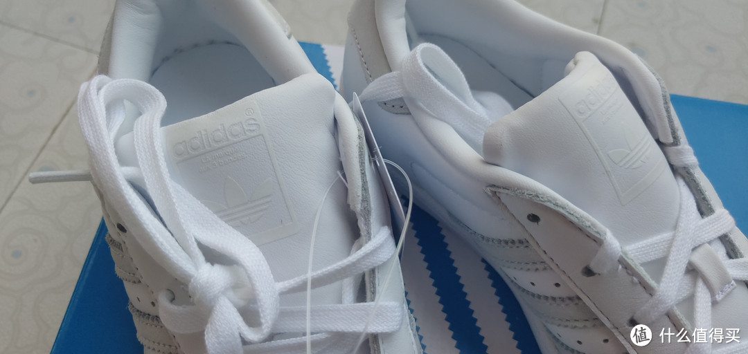 童鞋也时尚——Adidas kids SUPERSTAR C幻彩贝壳头