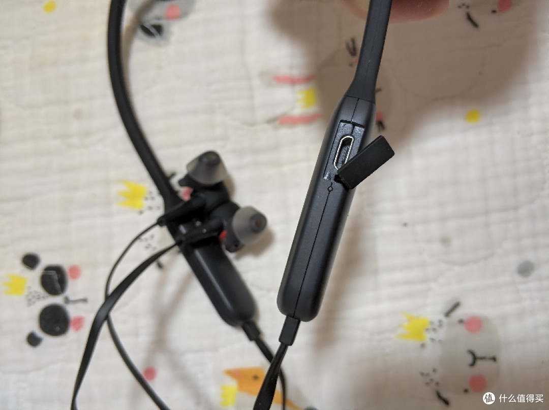 也许是499价位项圈蓝牙降噪耳机中,另一个不错的选择