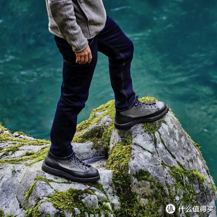 户外跨界的潮流正当红：Danner × Helinox