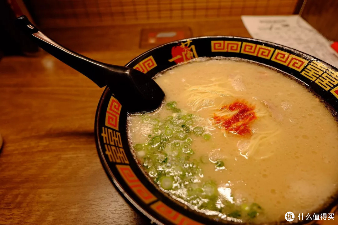 去日本不想人挤人，给你推荐个人少又能赏樱泡汤吃美食的好地方！
