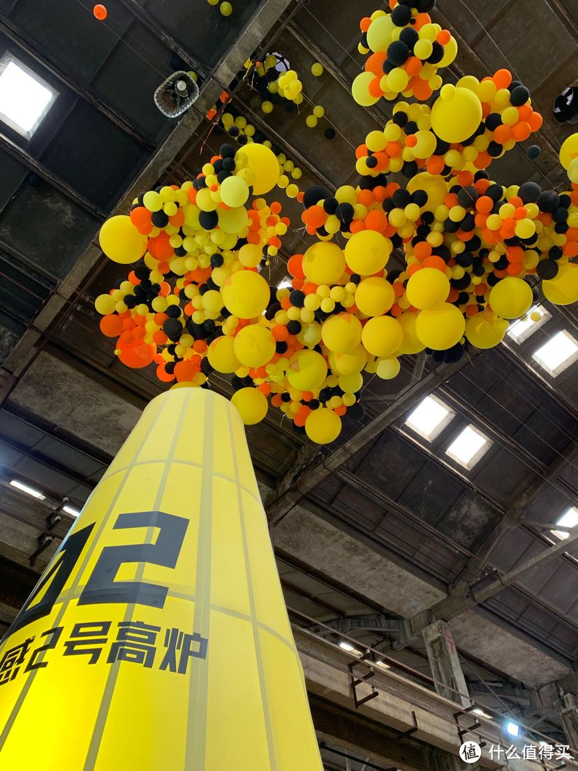 这里可以找工作人员要一个气球，写上祝福语然后可以放飞