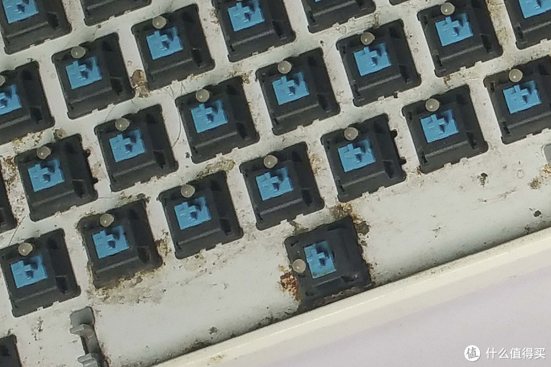 明基（BenQ）昆吾剑KX950 樱桃青轴 机械键盘 修复