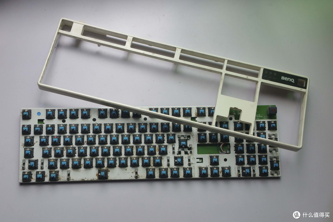 明基(BenQ)昆吾剑KX950 樱桃青轴 机械键盘 修复