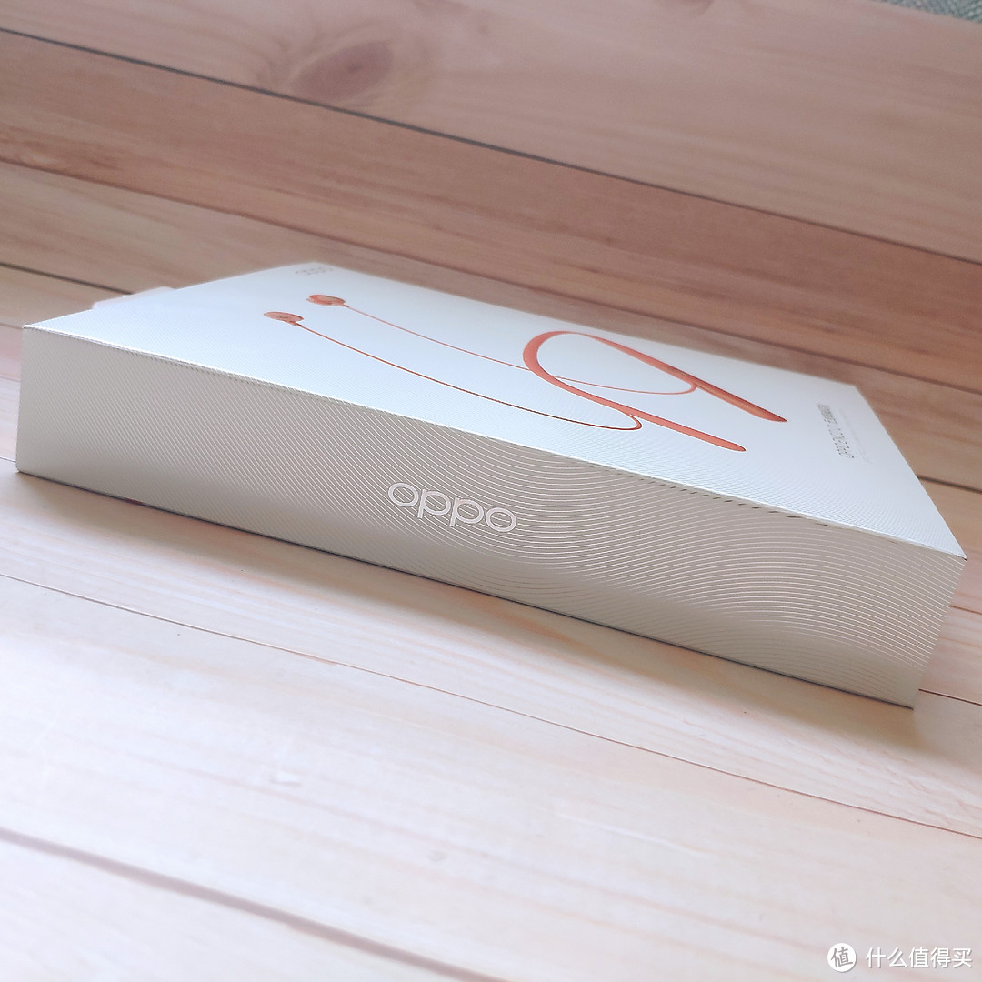 OPPO ENCO Q1无线降噪耳机：让噪音远离音乐的海洋