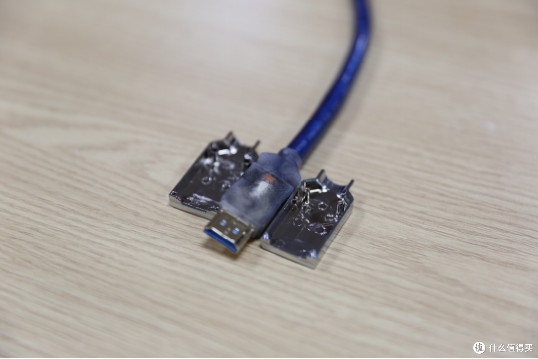 支持8K分辨率 开博尔HDMI2.1版高清线到手体验