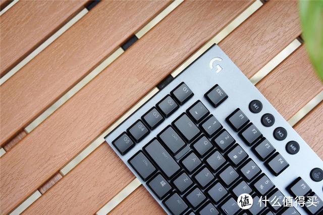 全新纤薄设计美学 旗舰级RGB机械游戏键盘：罗技G813 RGB机械游戏键盘使用评测