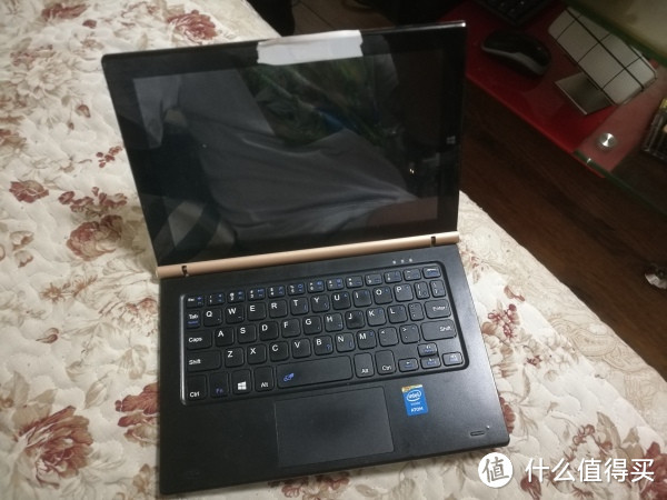 200块钱的WINDOWS平板（昂达OBOOK20PLUS）