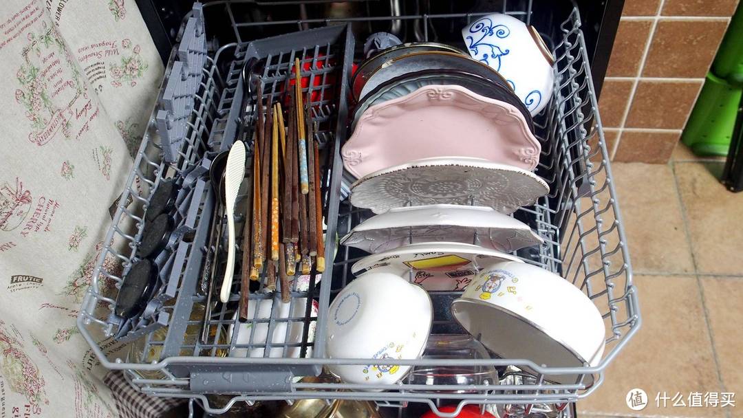 【上篇】六年厨房焕新颜，老人用了都说好的海尔13套洗碗机
