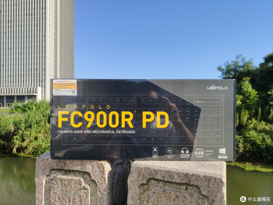 机械键盘教科书——leopold利奥博德 FC900R PD石墨金