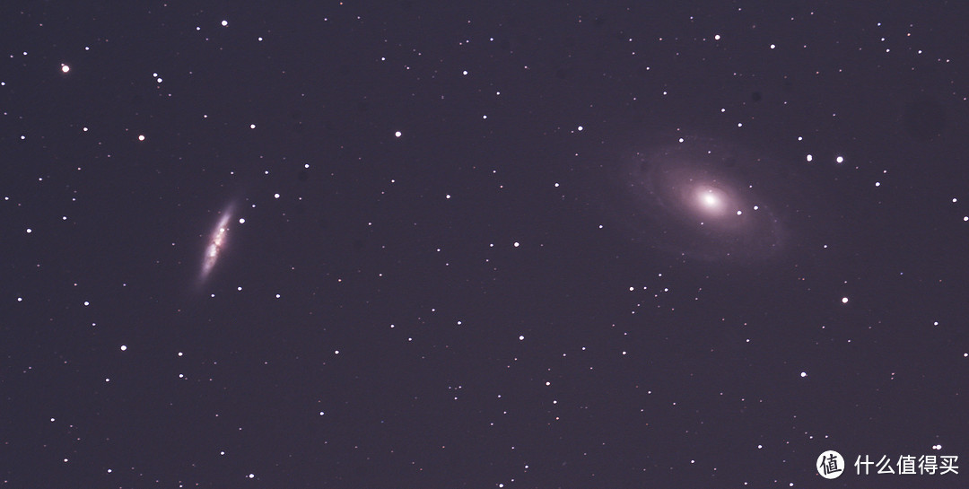 m81和82，注意M82里正在爆发的超新星哟