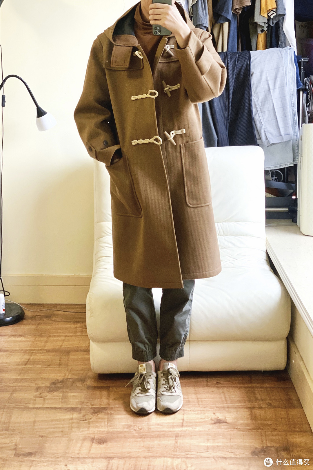 搭配:优衣库 束脚运动裤(工装) 412825 黑色 m码红翼redwing 9111 us