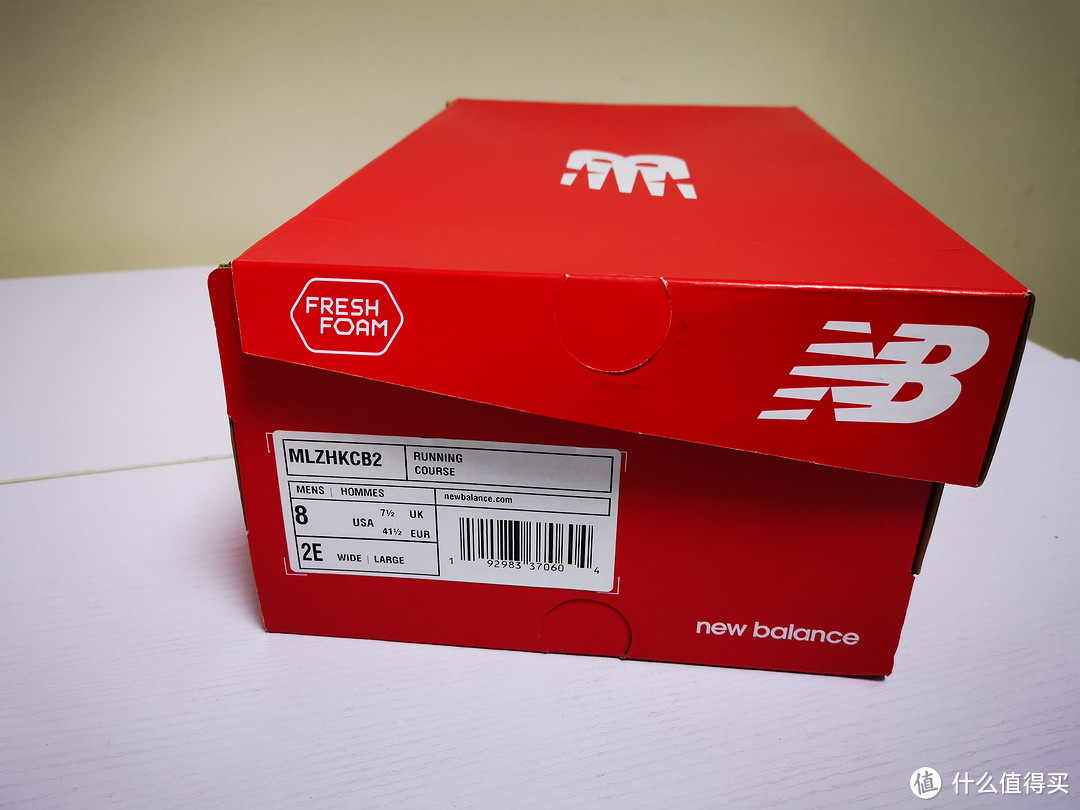 是噱头还是确有实效？镭射切割的New Balance Fresh Foam Lazr v2 Hypoknit 跑鞋开箱