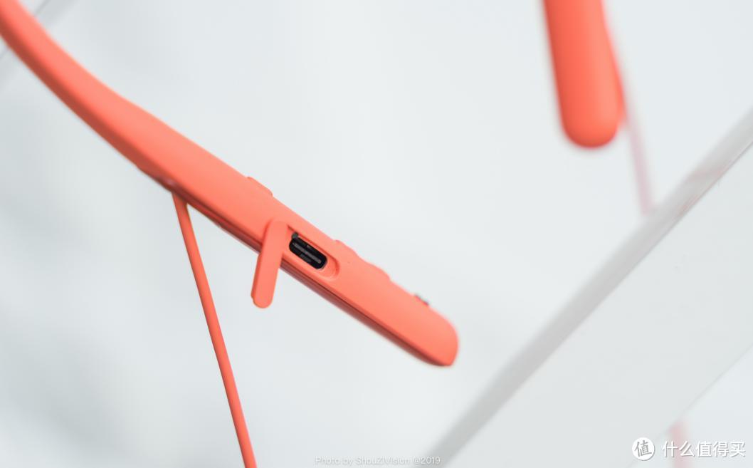 OPPO Enco Q1无线降噪耳机,安静聆听,舒适出行