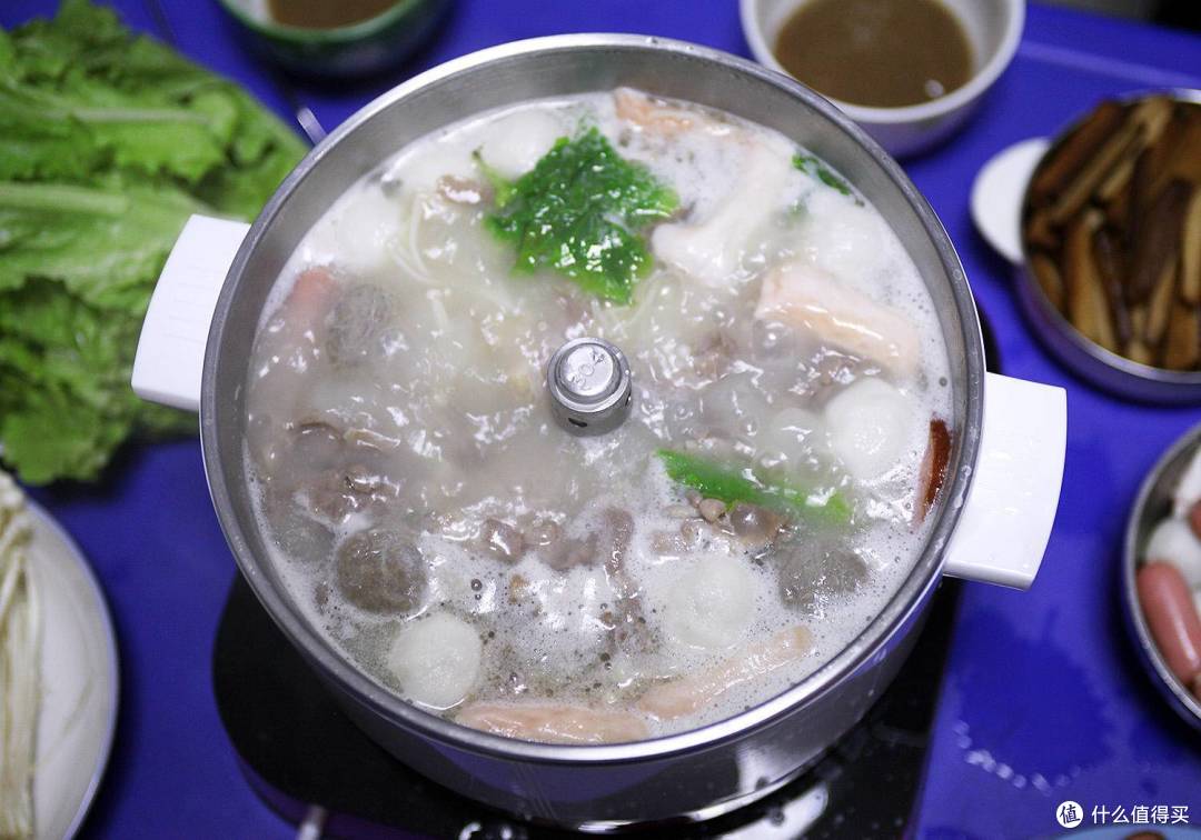 一键升降，自动捞肉，这火锅吃起来真爽