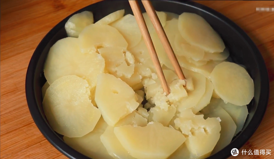 拉丝土豆芝士饼，竟然神奇的融合了所有我爱的食物在里面，香软甜糯，真爱了！