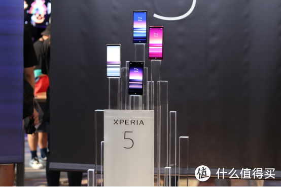 索尼Xperia 5轻上手体验：久违的小巧，难忘的手感