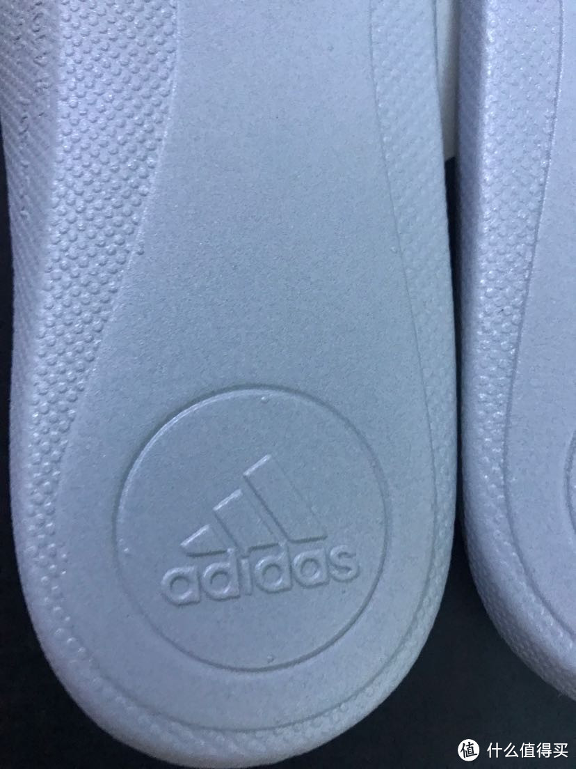 给自己买的鞋子（一）：adidas跑鞋