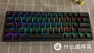 iqunix的F60 RGB 红轴键盘简单晒单