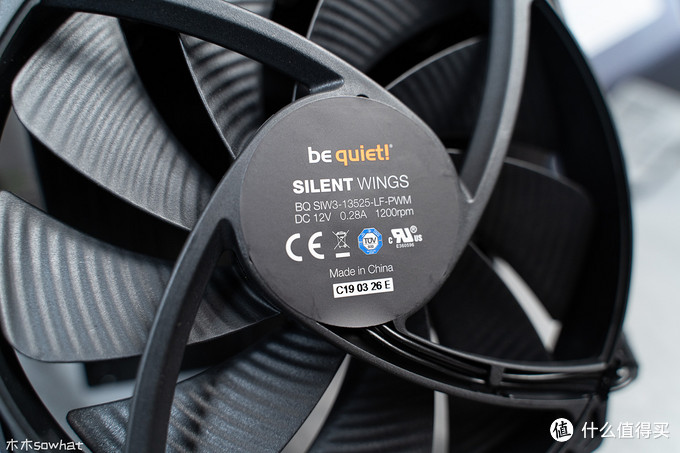 噪音24.3db，9900K超频到5G也压得住，Be quiet! 德商必酷Dark Rock Pro 4散热器体验