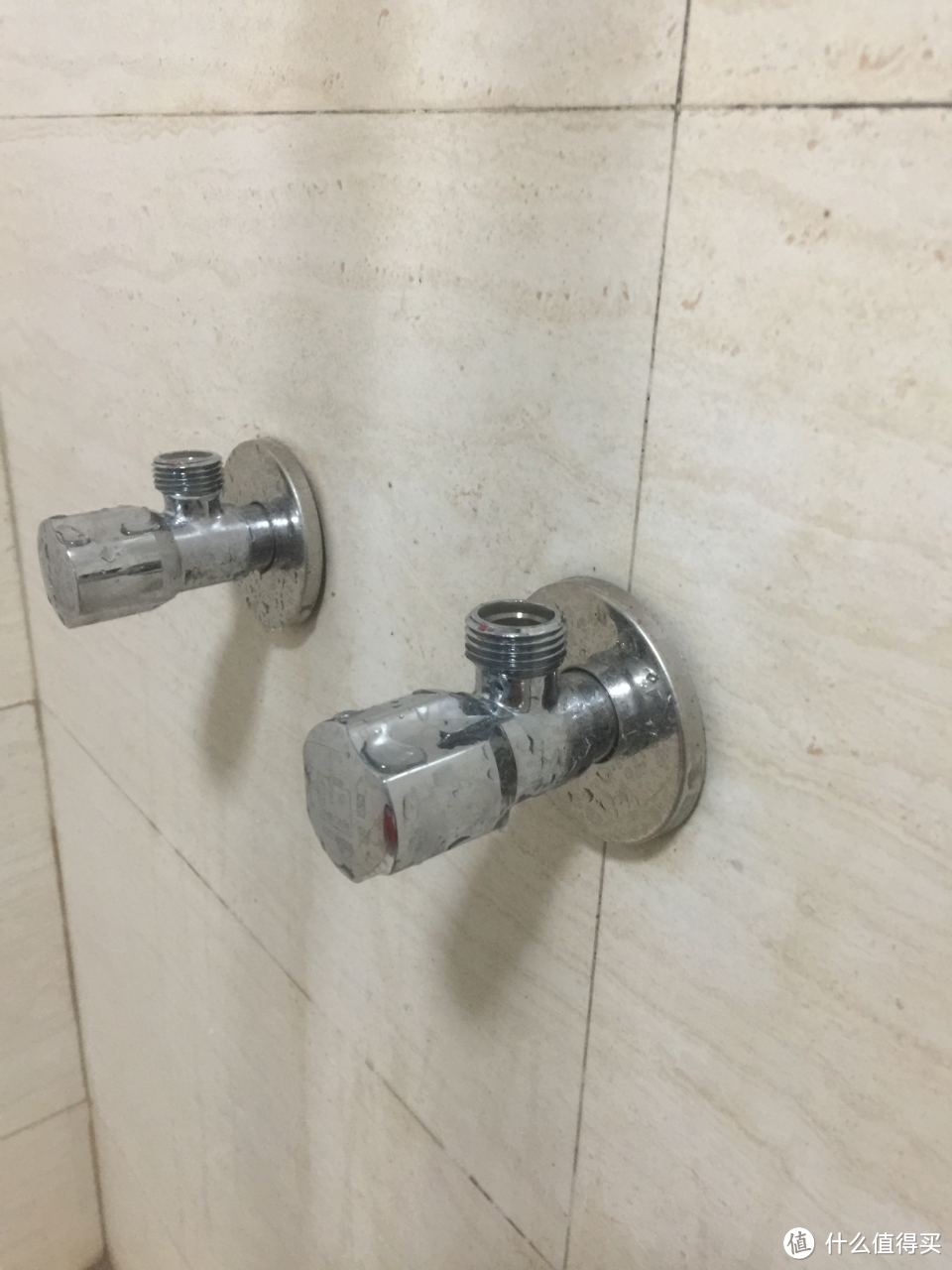 水管断墙里?花洒出水孔位置低想移位?埋坑警示及换件操作过程分享