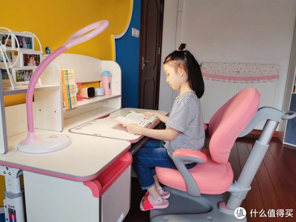 西昊儿童学习桌椅，为孩子打造舒适的学习空间